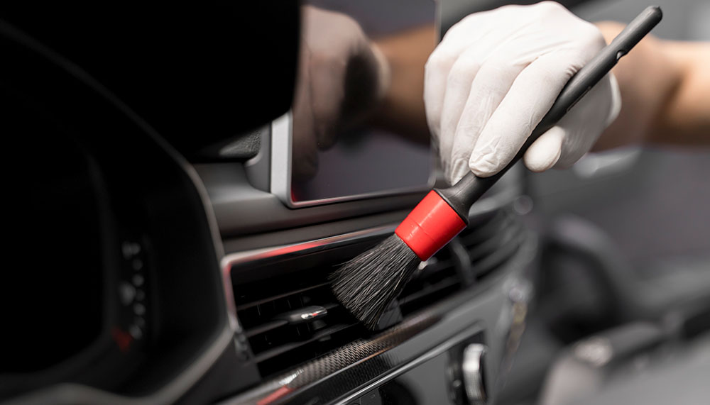 Touchless vs. Hand Wash: Which Is Really Safer for Your Paint? (Demo)